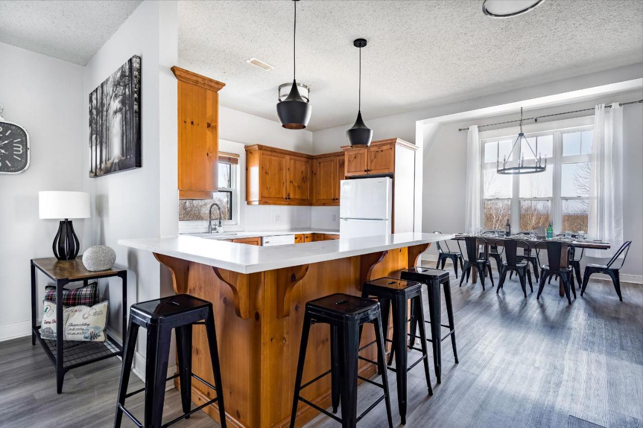 Beautiful & Bright 3 Bed Townhome Near Village Блу-Маунтінс Екстер'єр фото